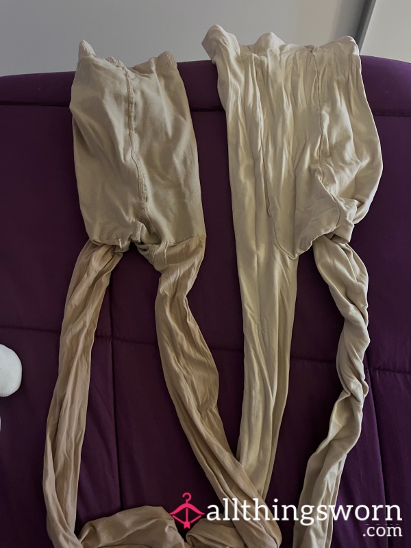 2 Warm Pantyhose 🧦💦💕