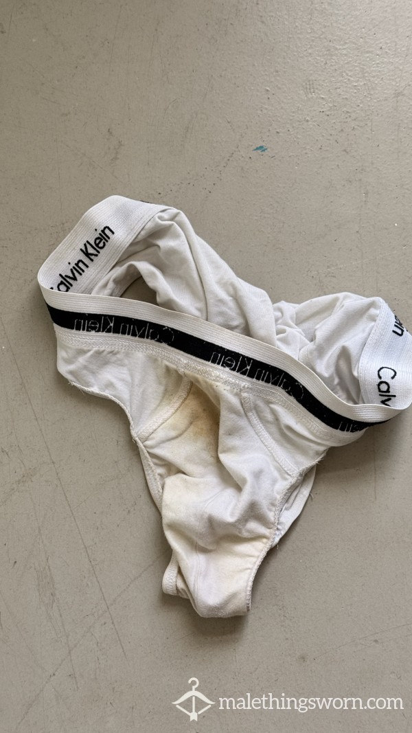 White Calvin Klein - 2 Weeks 🐽