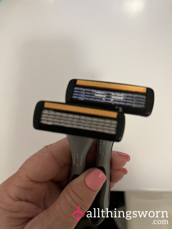 2 X Well Used Razors. Been Used In All The Usual Places 😉