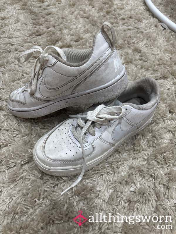 2 Year Old Nike Trainers👟🦶🏻