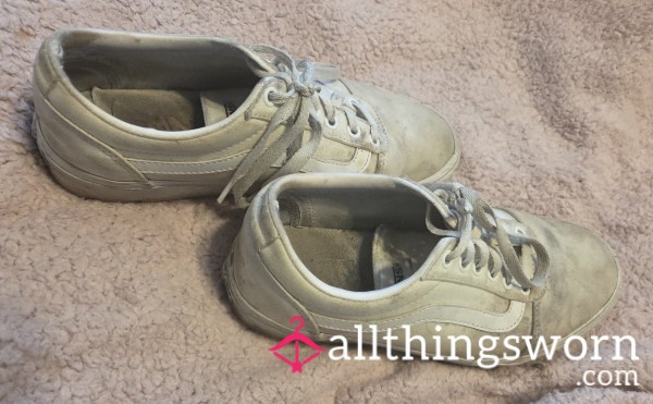 2 Year Old Very Well-Worn Smelly Size 7 White Vans