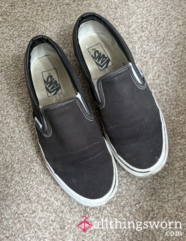 2 Year Well Worn Size 7 Vans