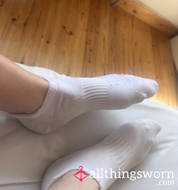 24 Hour Wear White Ankle Socks 🤍