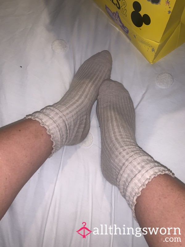 24 Hour Worn Socks 🧦