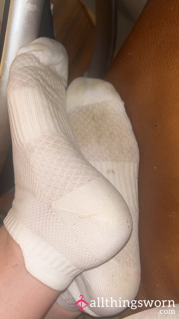 24-Hour Worn White Ankle Socks | Size 4 Soft, Sweaty & All Natural Scent😍💦