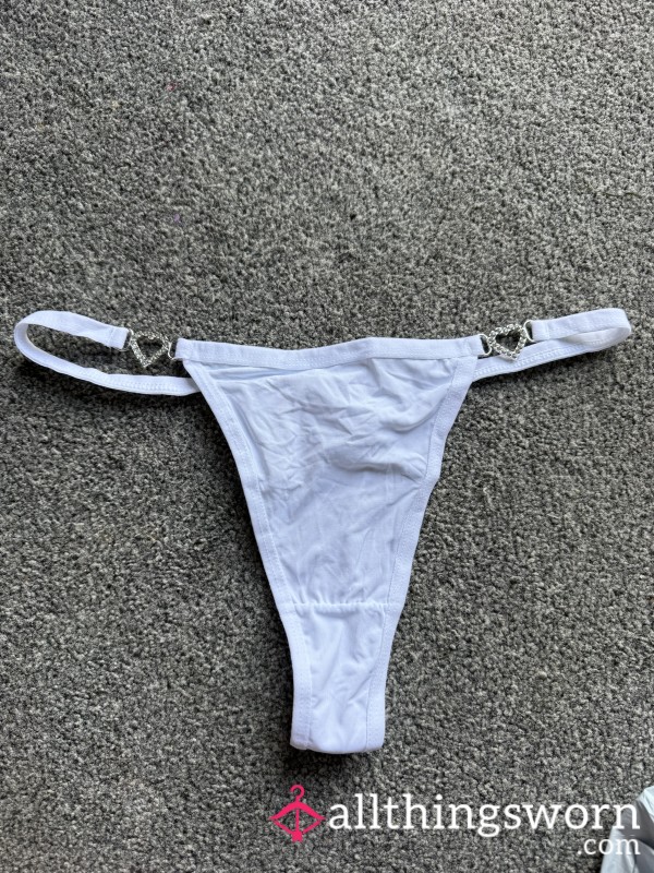 🤍 24 Hour Worn White Heart Thong 🤍