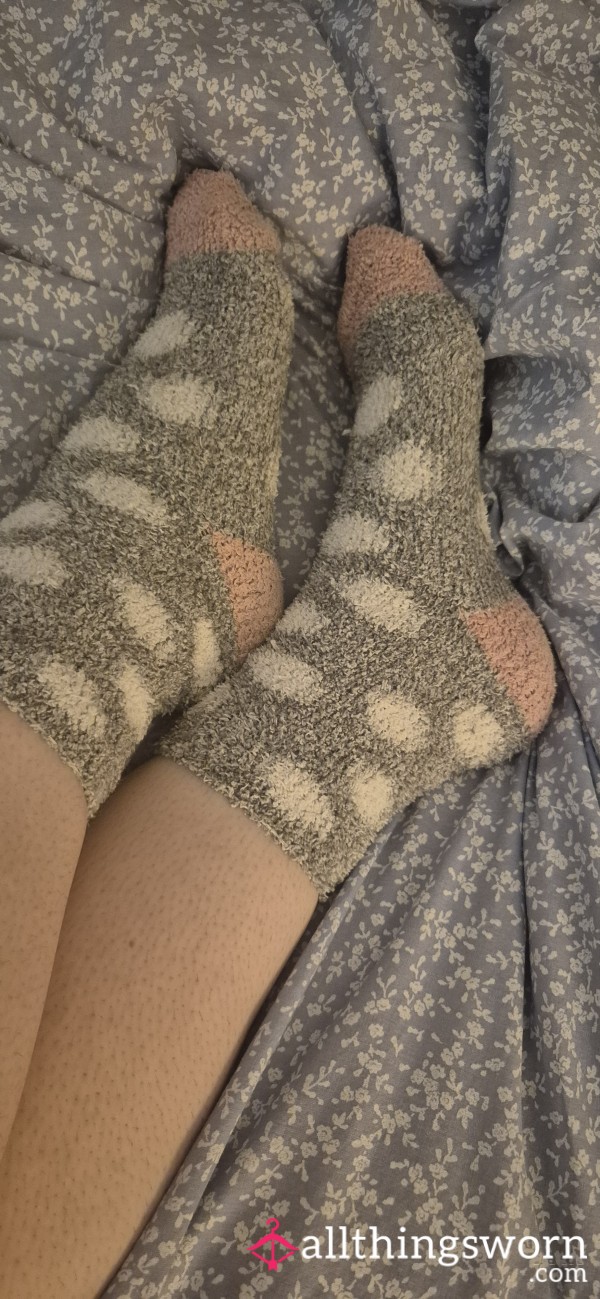 24 HRS Worn Fluffy Socks