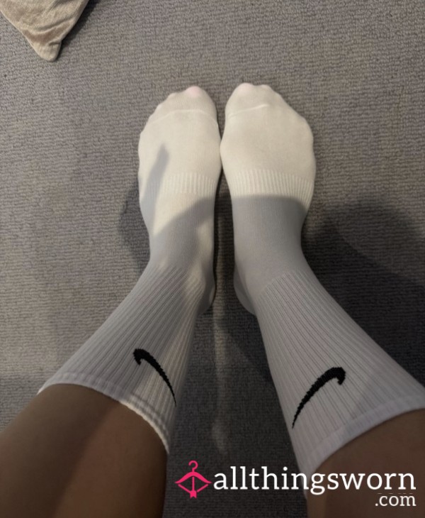 24H Worn Nike Crew Socks 🧦
