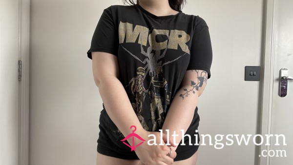 24hr Chubby Emo Boyfriend Tee