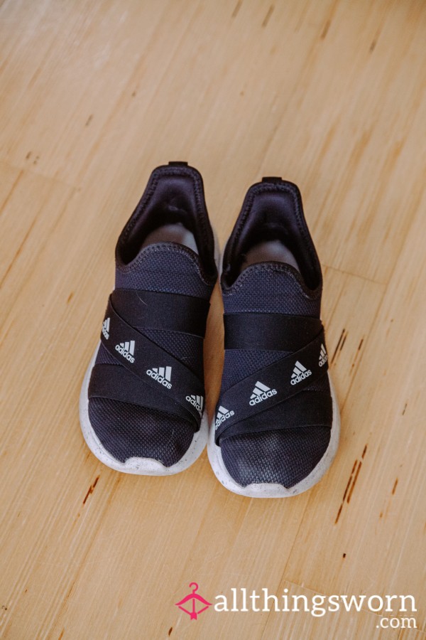 24hr Wear Stinky Adudas Sneakers