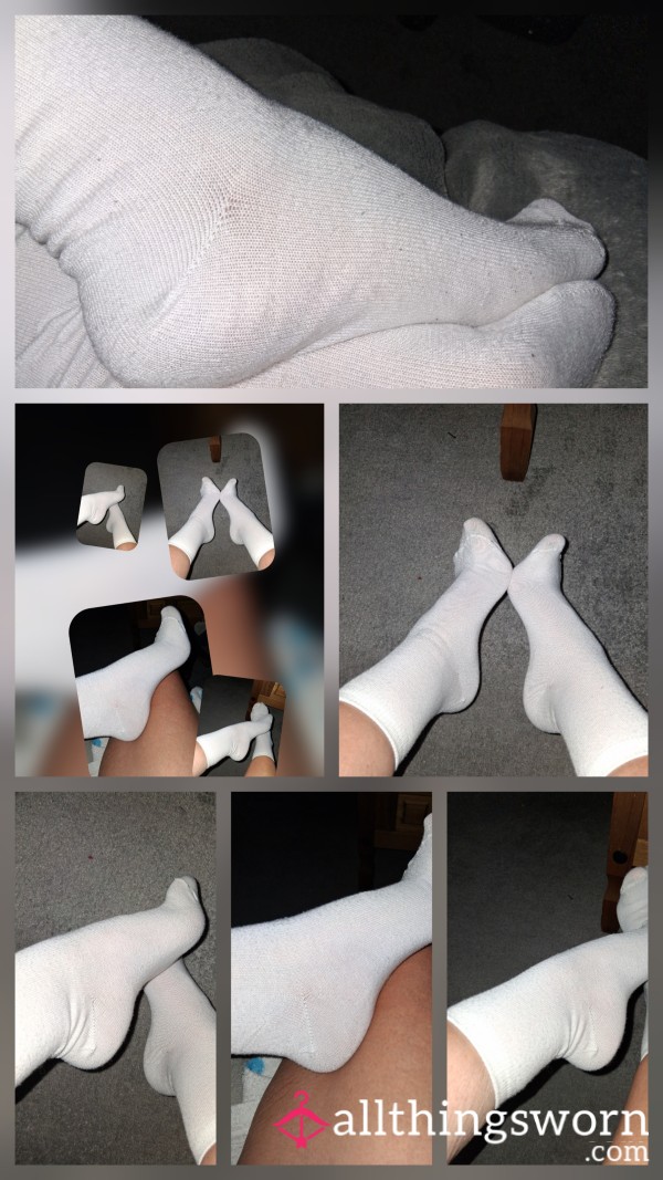 White Cotton Ankle Socks – 24 Hours Worn & Naturally Developed