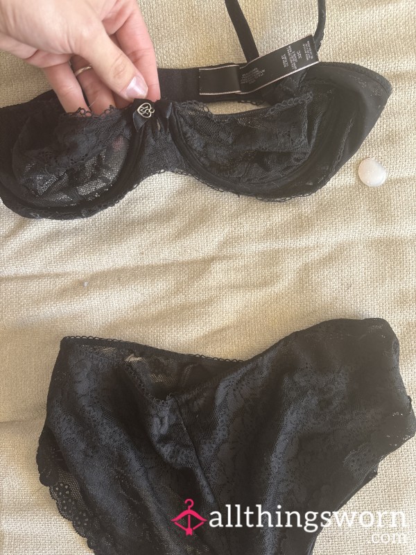 2pc Gothic Lace Size 32C, Small VS
