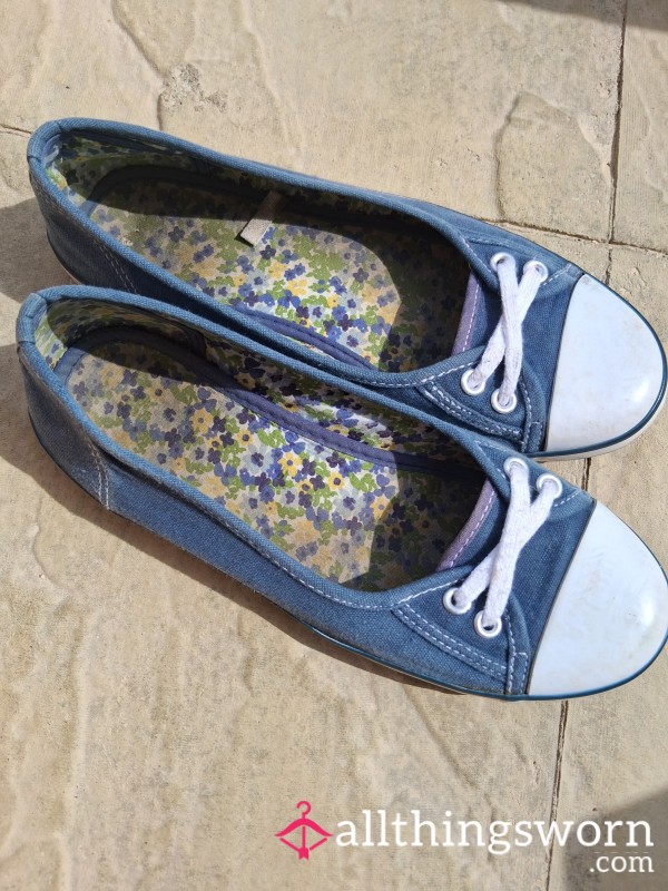 2year Old Well Worn Pumps