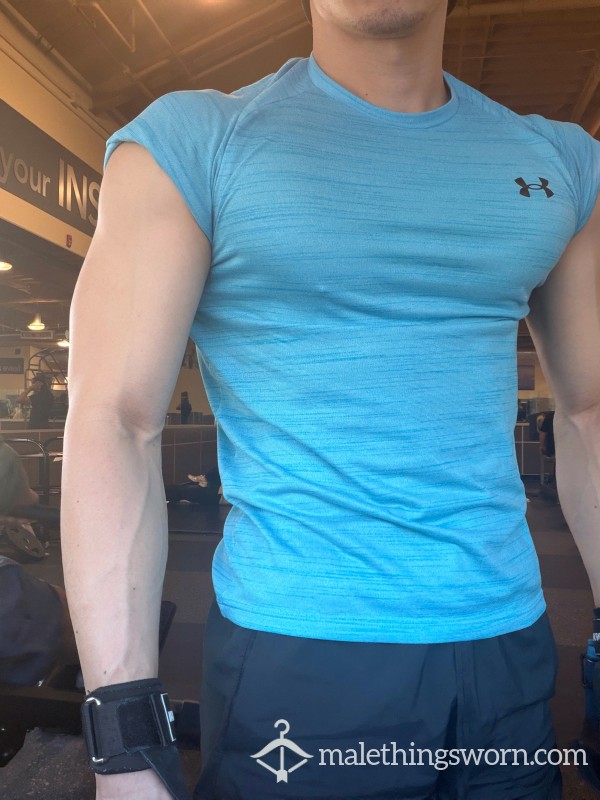 (SOLD) 4-DAY WEAR GYM SHIRTS
