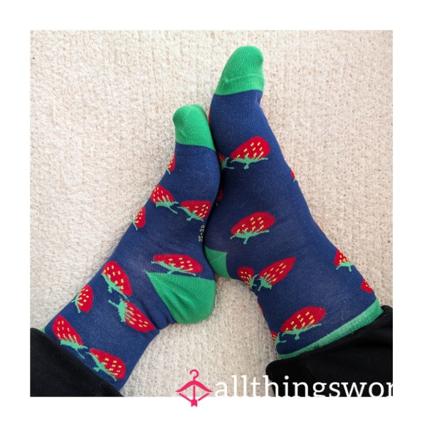 💋 3-Day Worn Strawberry Socks - 🎥🍭 Special Extras Available