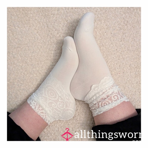 💋 3-day Worn White Lace Socks - 🎥🍭 Special Extras Available!
