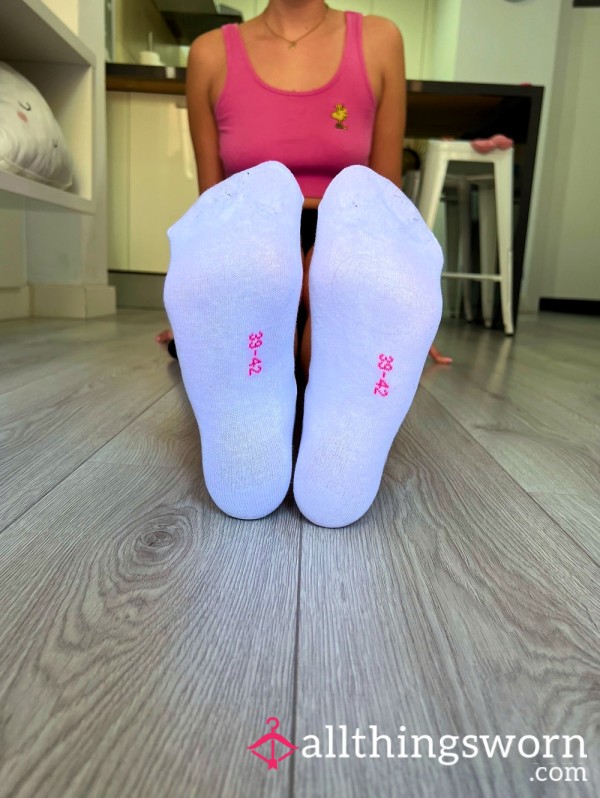 🔥 3 Days Worn White-Coloured S**y Ankle Socks – Heat, Scent & Pure Temptation To Worship 👃