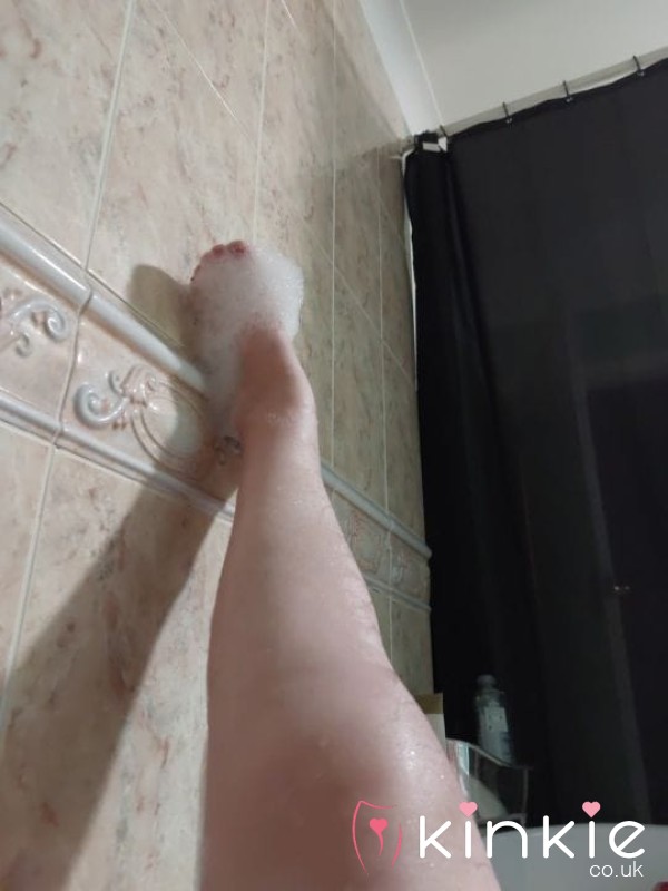 3 Feet Pics