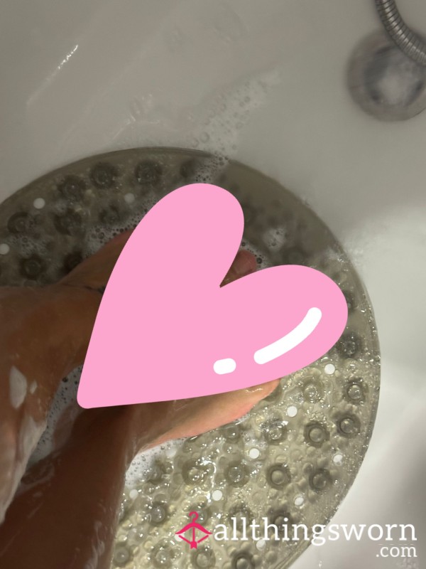 3 Feet Pics In The Shower