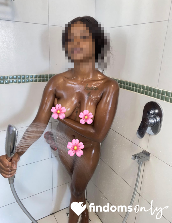 3 Min Wet Shower Dance Tease 💦 Nude Dancing Video