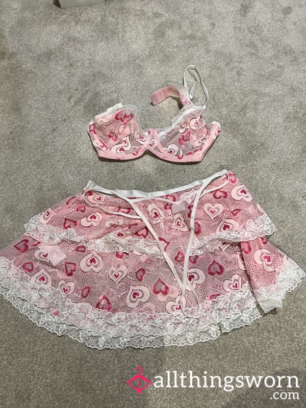 3 Pieces Pink Flor*l Set ( Skirt +thing+ Bra ) Size L / Worn Or Freshly Washed