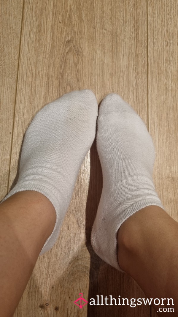 3 Tage Getragene Socken Von 21 Jähriger Lady 😉