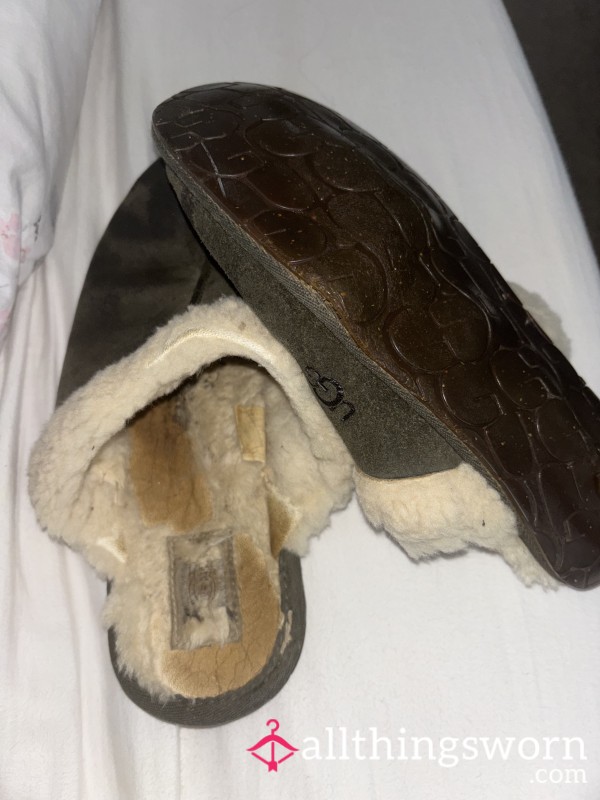 3 Year Old Stinky Ugg Slippers
