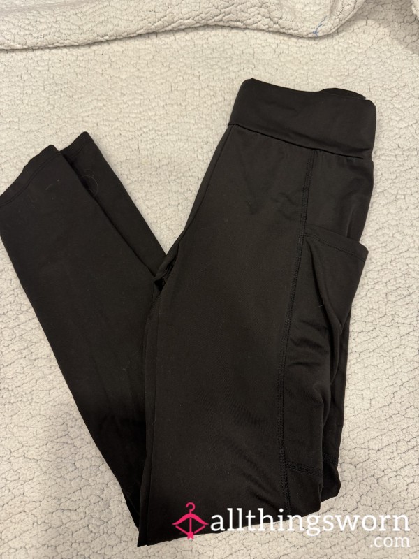 3 Year Old Thin Leggings & Wear