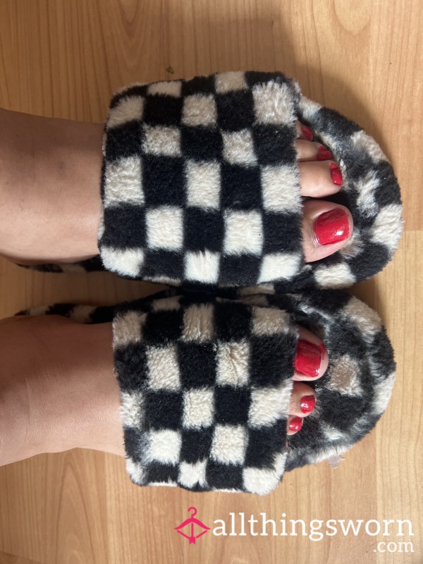 3 Year Smelly Fuzzy Slippers