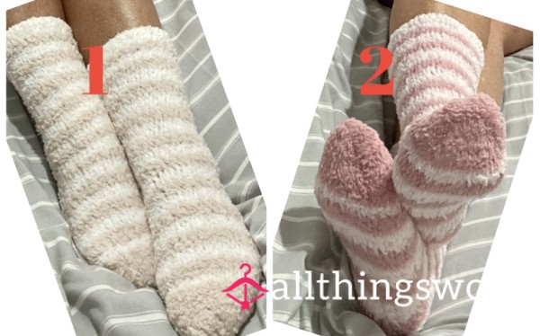 3/4 Striped Fluffy Socks That Make My Feet Sweaty