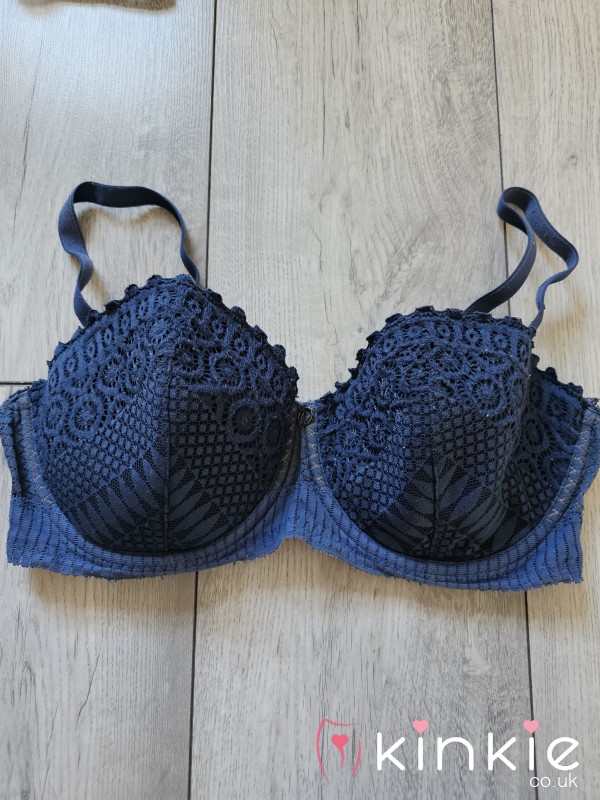 34DD Very Well Worn Balcony Bra