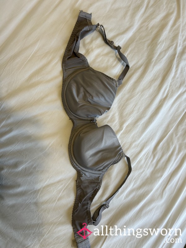 34E Used Bra