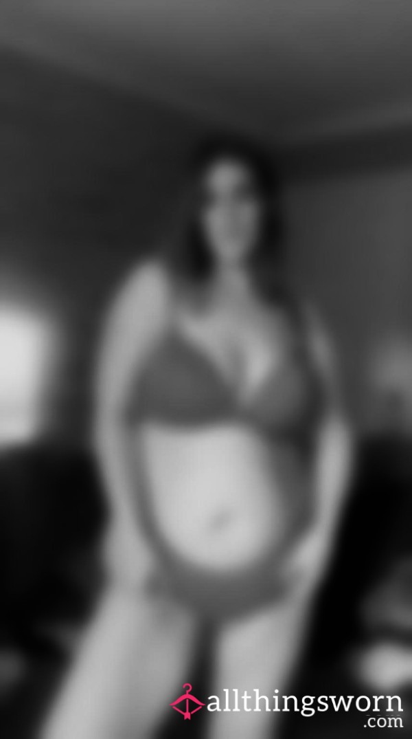 34F Curvy Underwear Of The Day - Soft English Accent