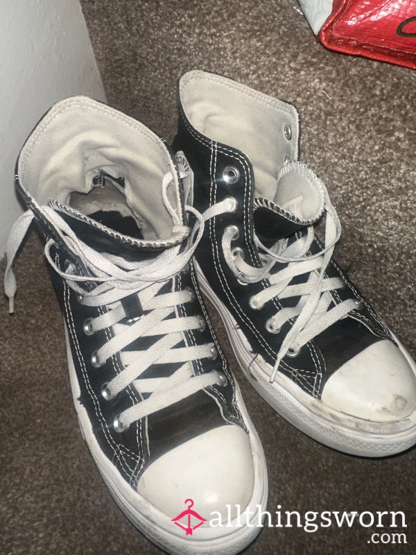 3yr Old SMELLY DIRTY WORN Converse 😍🥵