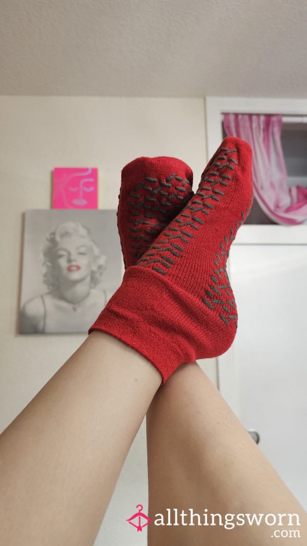 4 Day Well Worn Hosp*tal Socks