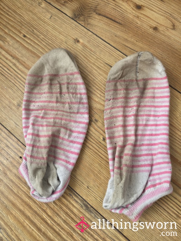 5 Day Worn Pink Ankle Socks