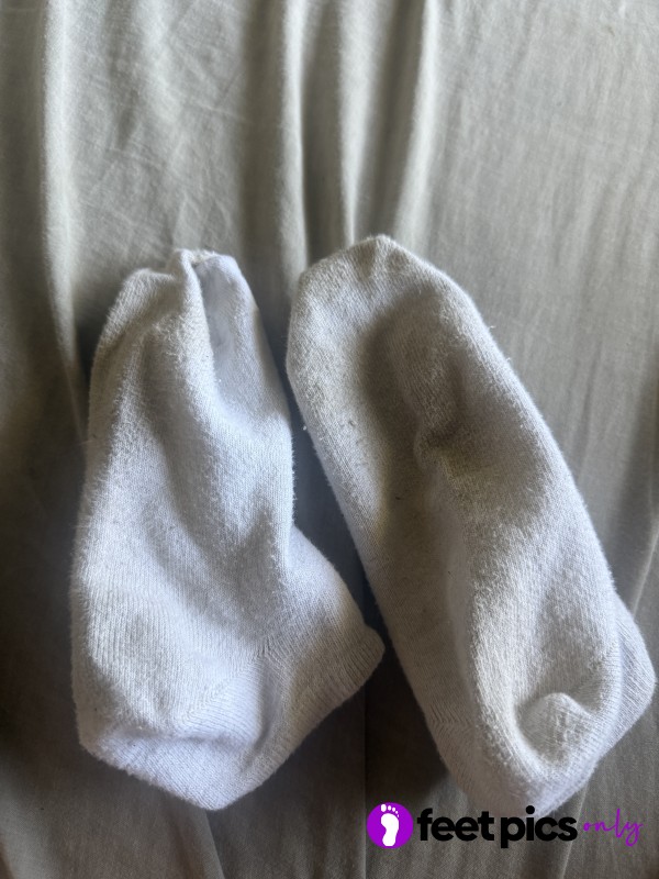 4 Day Worn White Ankle Socks