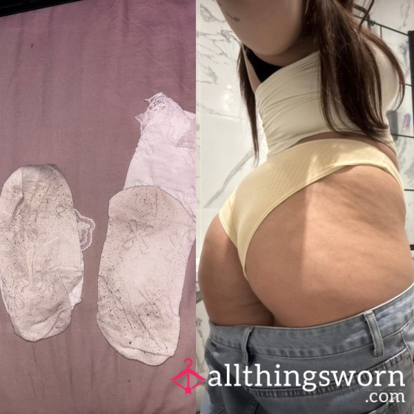 4 Days Worn Beige Cotton Panties & Frilly White Socks Bundle 🩷 - Buyer Couldnt Receive The Parcel Due To Unforeseen Circ*mstances 🥲