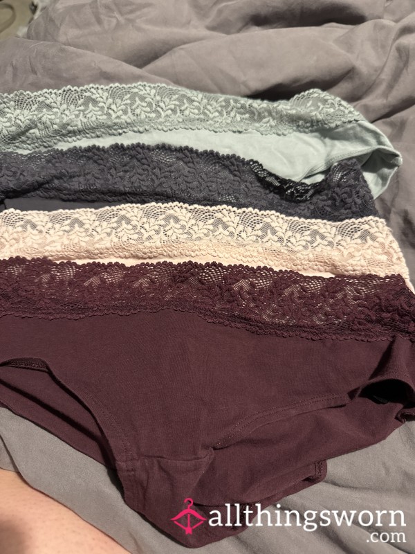 4 Pairs Size 14 Pants 🤭🤭
