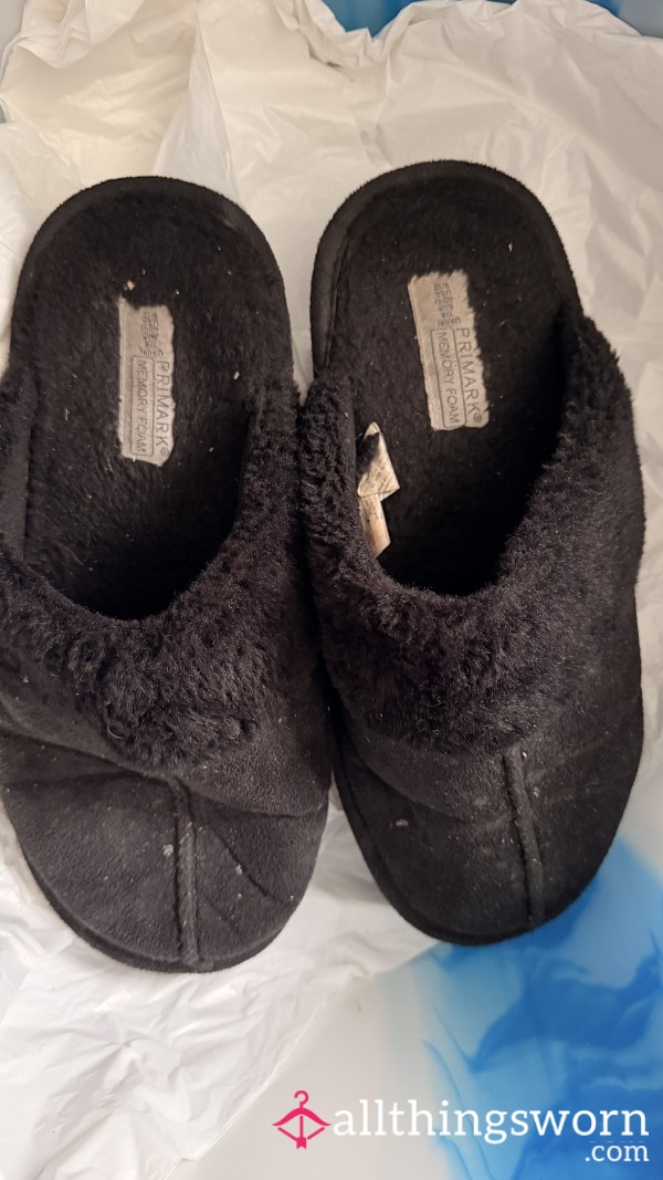 4 Year Old Black Slipper