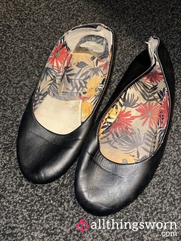 4 Year Old Cabin Crew Flats (worn On Thousands Of Flights) 😮‍💨🦶🏼✈️