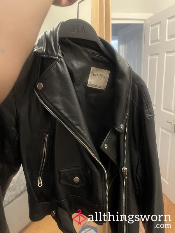 4 Year Worn Leather Jacket :)