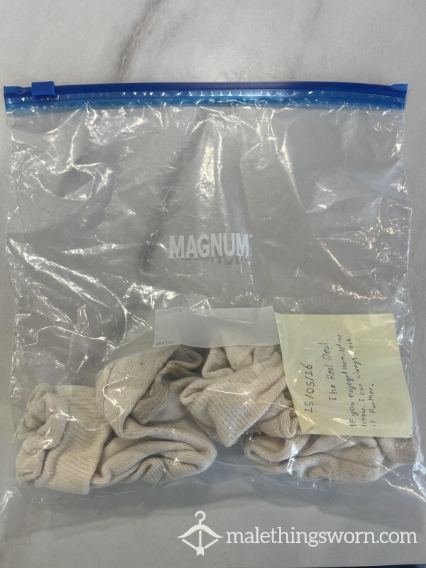 40K White Running Socks – Sealed After Final Run, Strong Runner Scent
