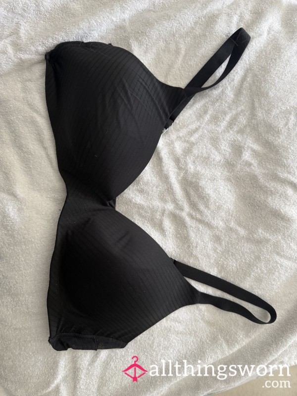 42D Used Black Bra