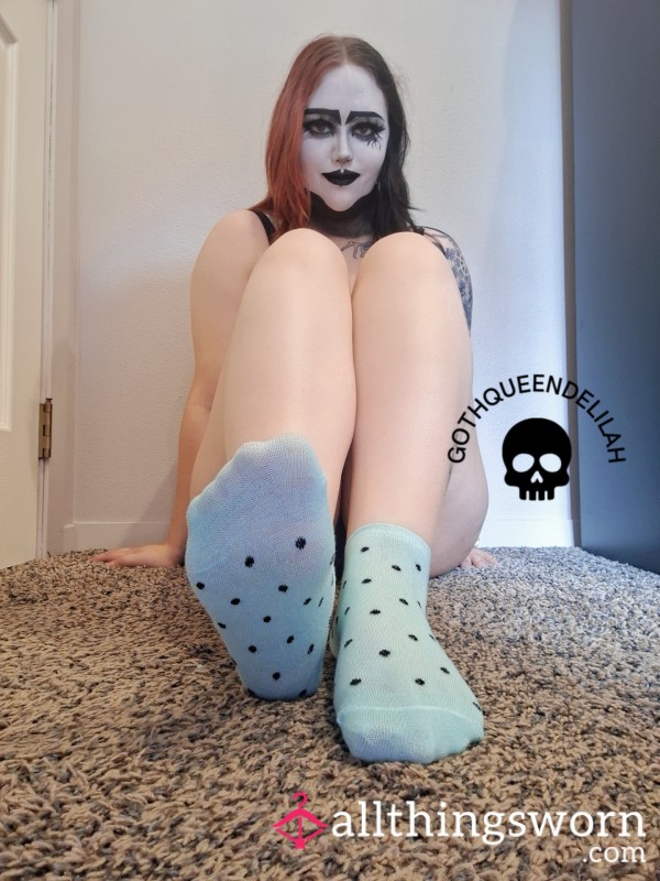 48 Hour Blue And Blacked Dotted Socks