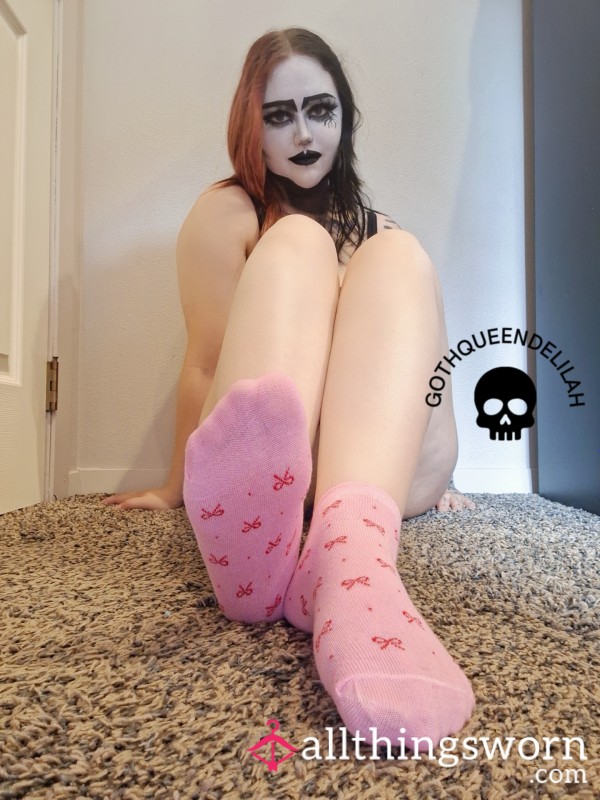 48 Hour Pink With Red Bow Ankle Socks