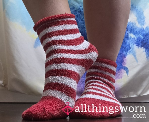 48 Hr Wear Fuzzy Striped Christmas Socks