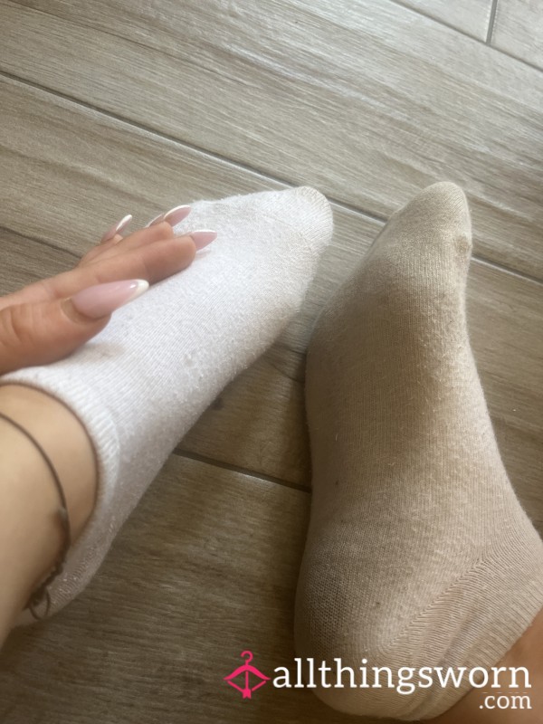 48hours In These Socks ✨