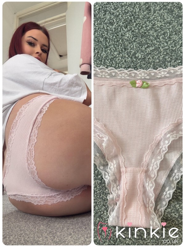 🩷48hr Worn Light Pink Flower Panties 🩷