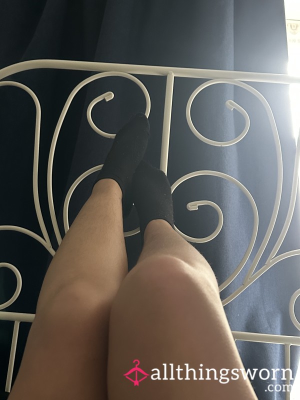 5 Day Old Black Ankle Socks